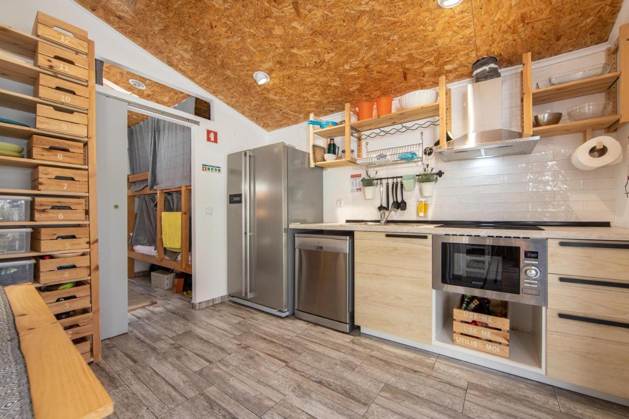Vila Maria Mix Dorm By Host-Point Кошта-да-Капарика Экстерьер фото
